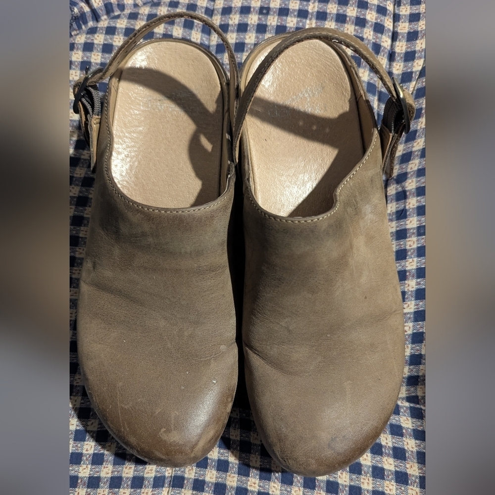 Dansko Merrin Slingback Clog - Tan - Picture 1 of 6